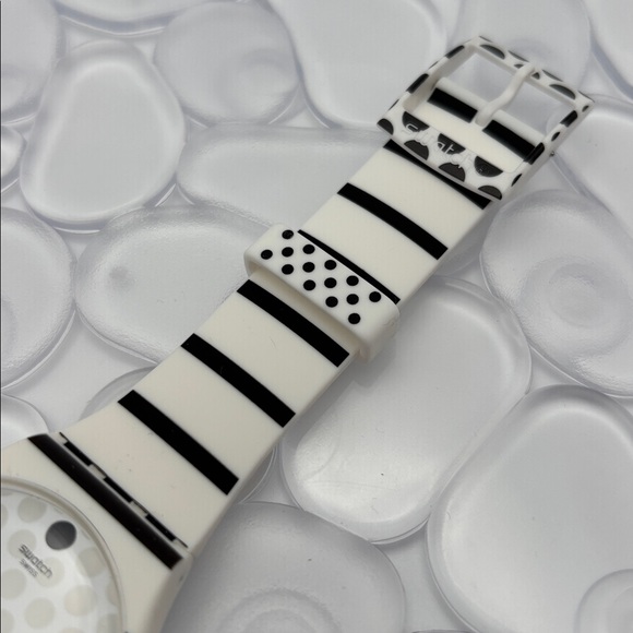 Swatch Watch SUOW706 ZEBRATIAN - Picture 3 of 7